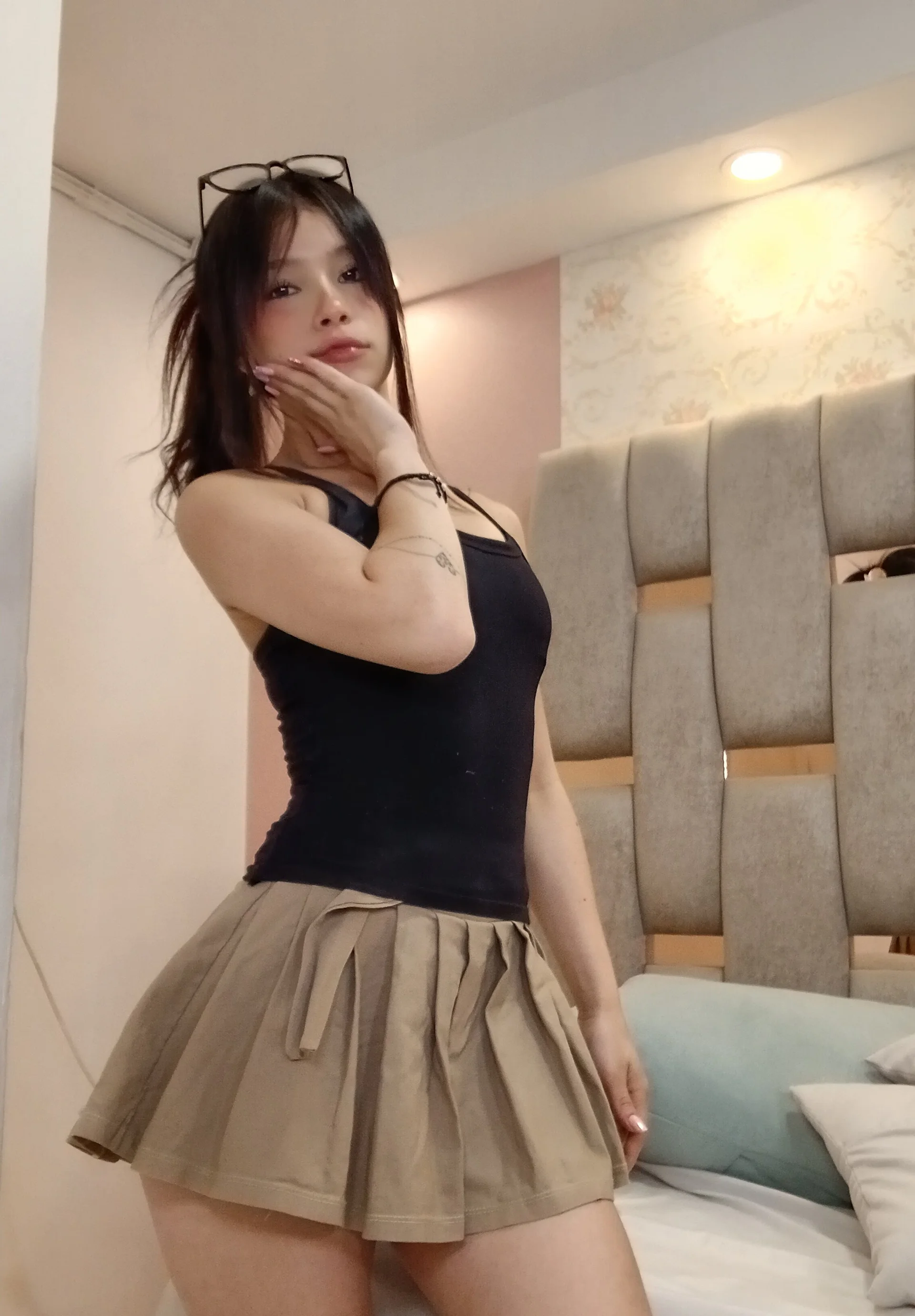 XXX Porn Photo of Nude kailyhillerr 13
