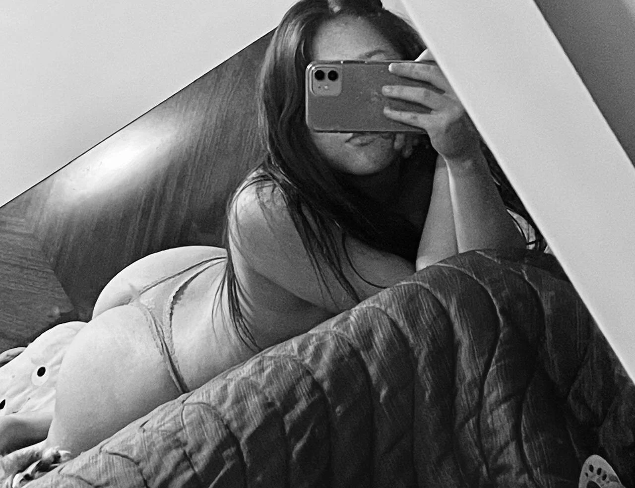 XXX Porn Photo of Nude NixieSterling 2