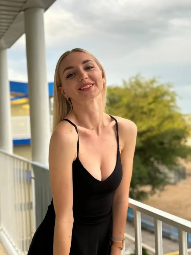 XXX Porn Photo of Nude BabyBeckkky 2
