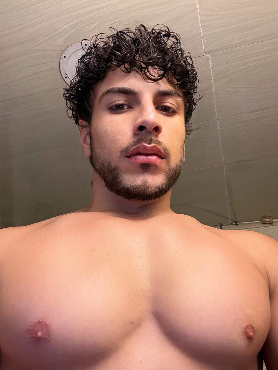 XXX Porn Photo of Nude bayronfit 48