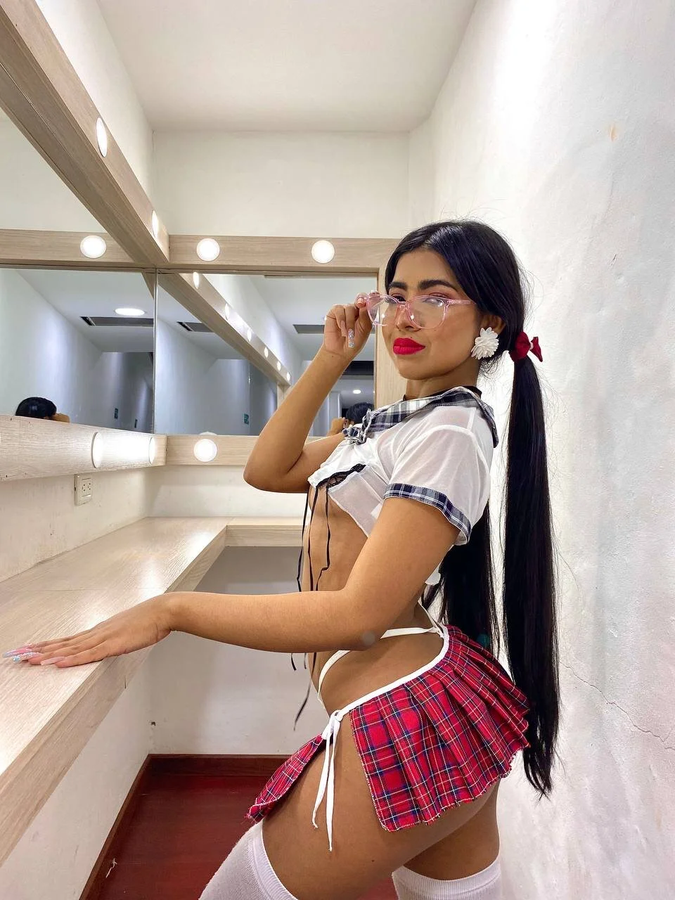 XXX Porn Photo of Nude Poacahontasfg 5