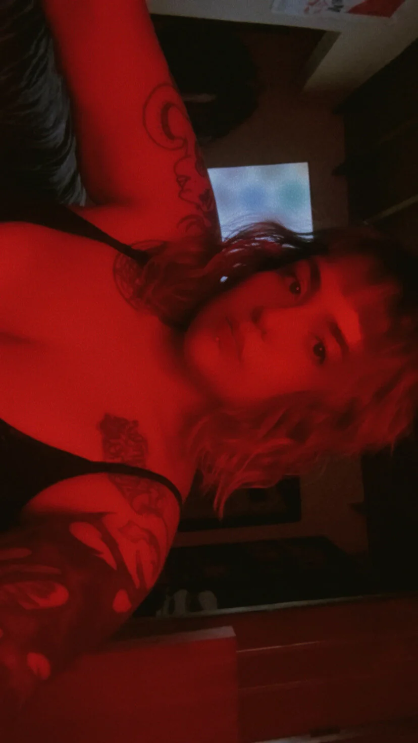 XXX Porn Photo of Nude name_less_lulu 15