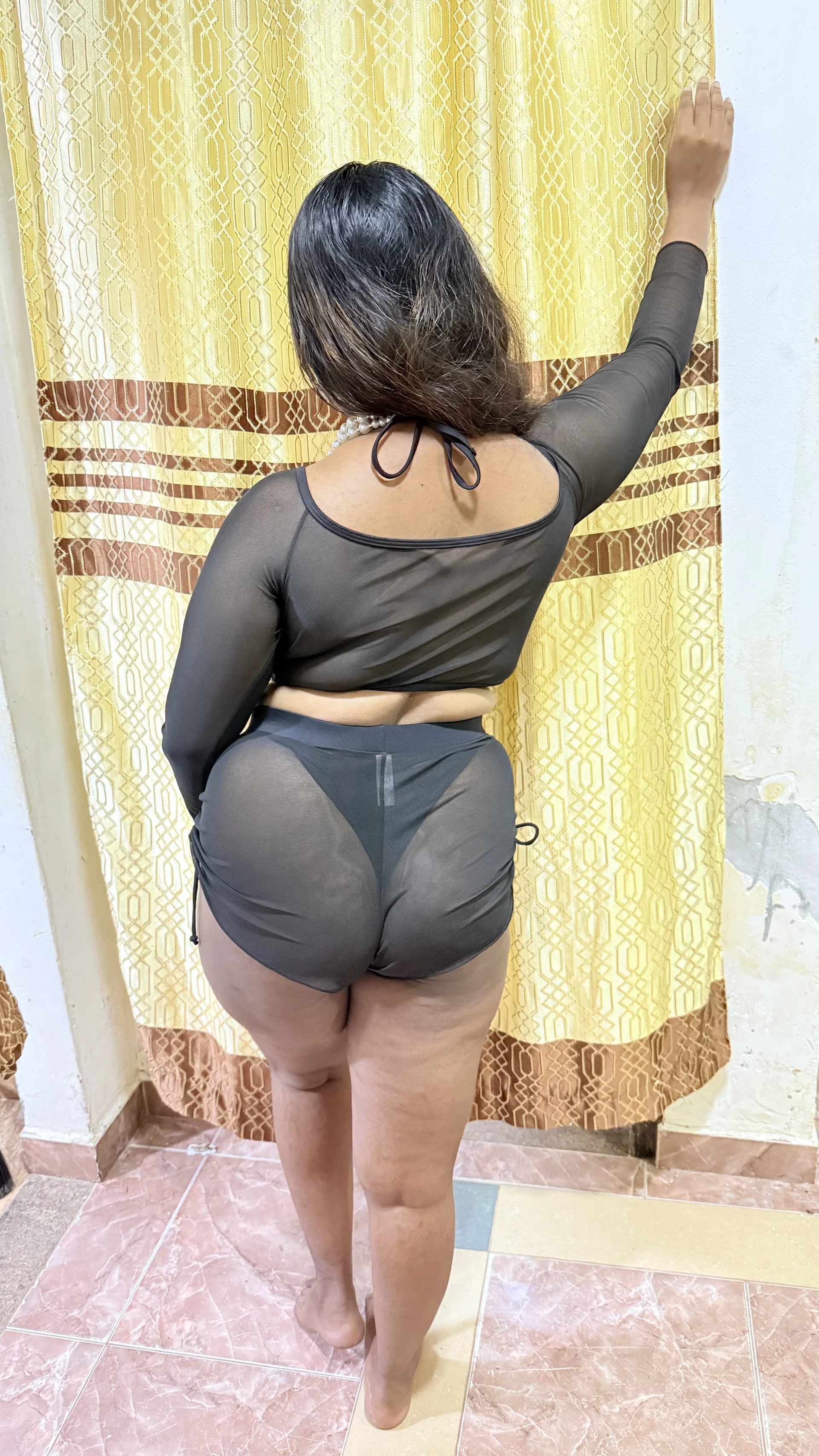 XXX Porn Photo of Nude TiedShow 4
