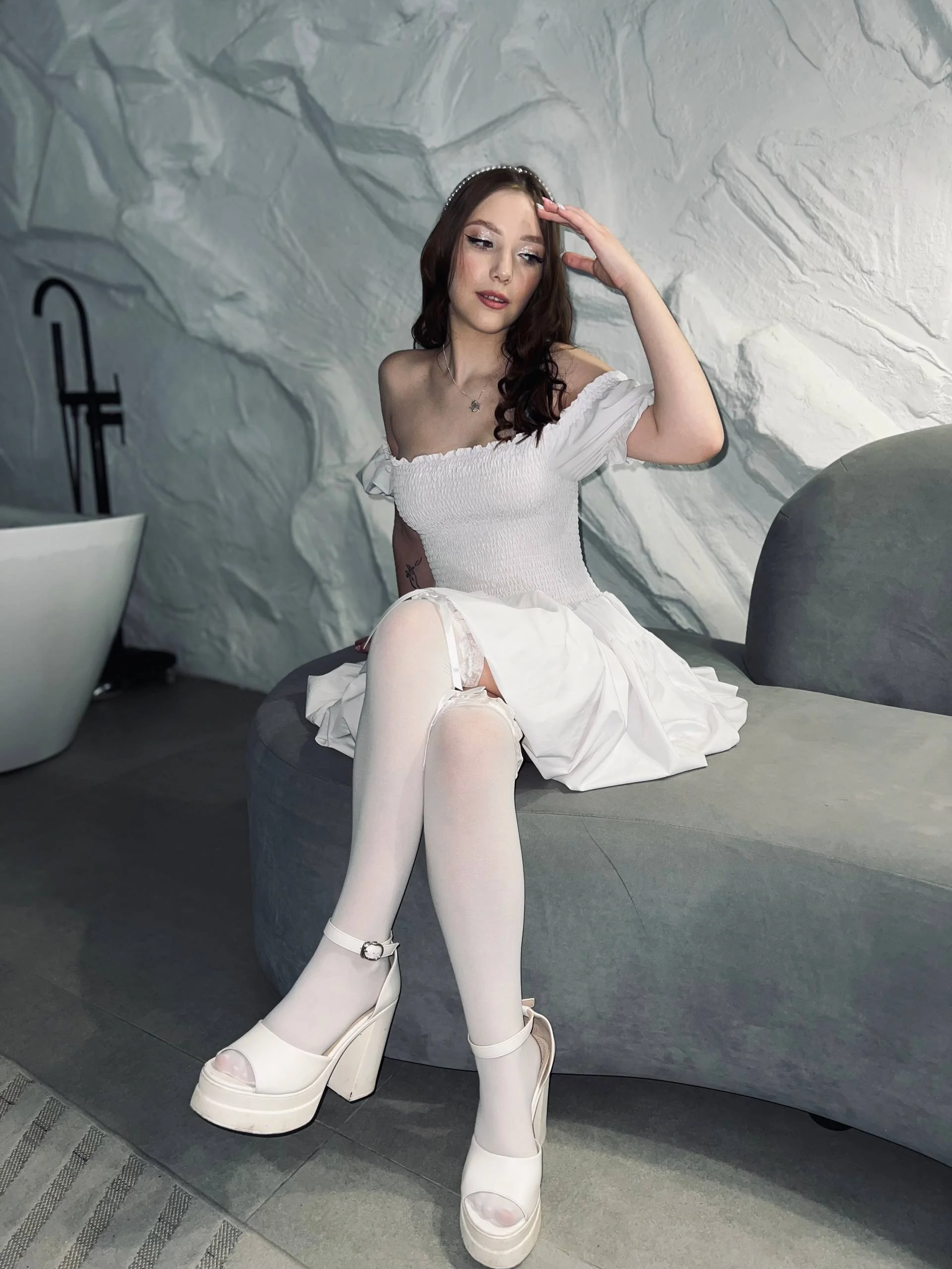 XXX Porn Photo of Nude EllenSweetie 1
