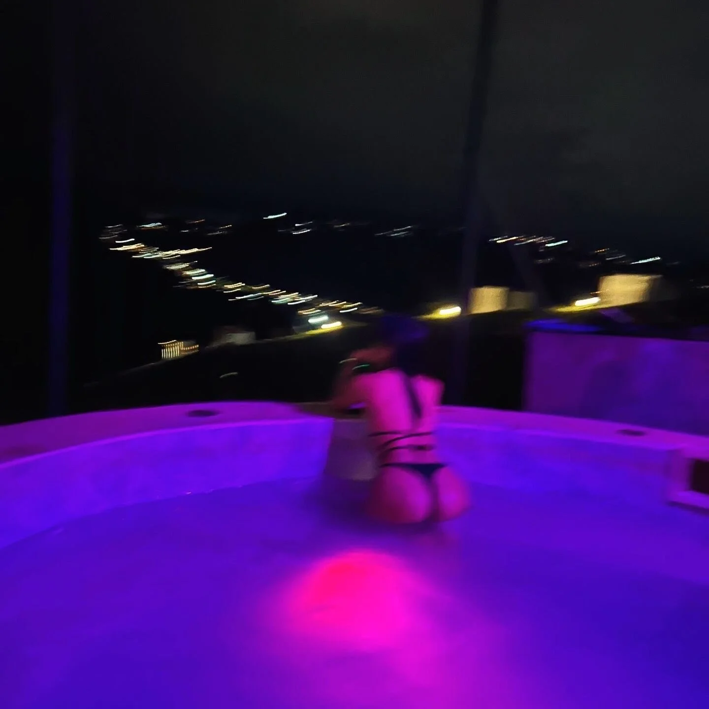 XXX Porn Photo of Nude dahiiangomezz 21