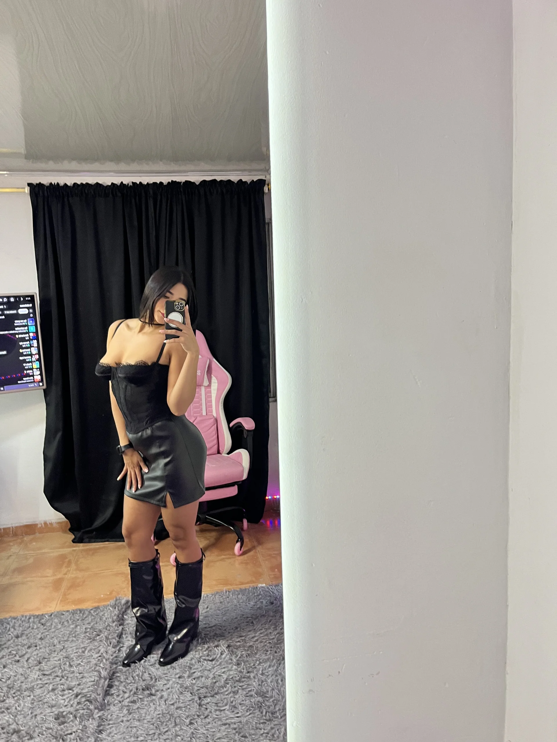 XXX Porn Photo of Nude GraceWallace_ 143