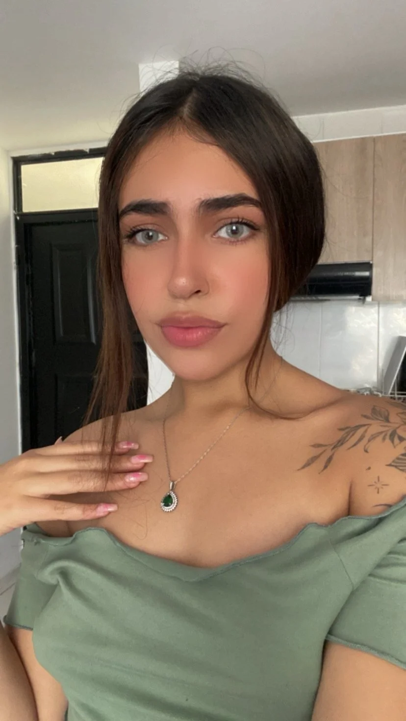 XXX Porn Photo of Nude DaphneUwu 408