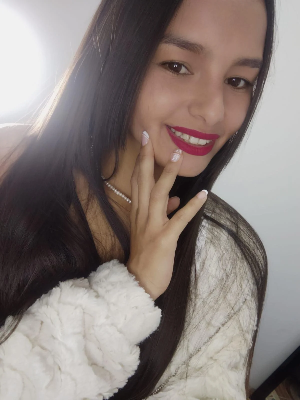 XXX Porn Photo of Nude valentina_hearts 2