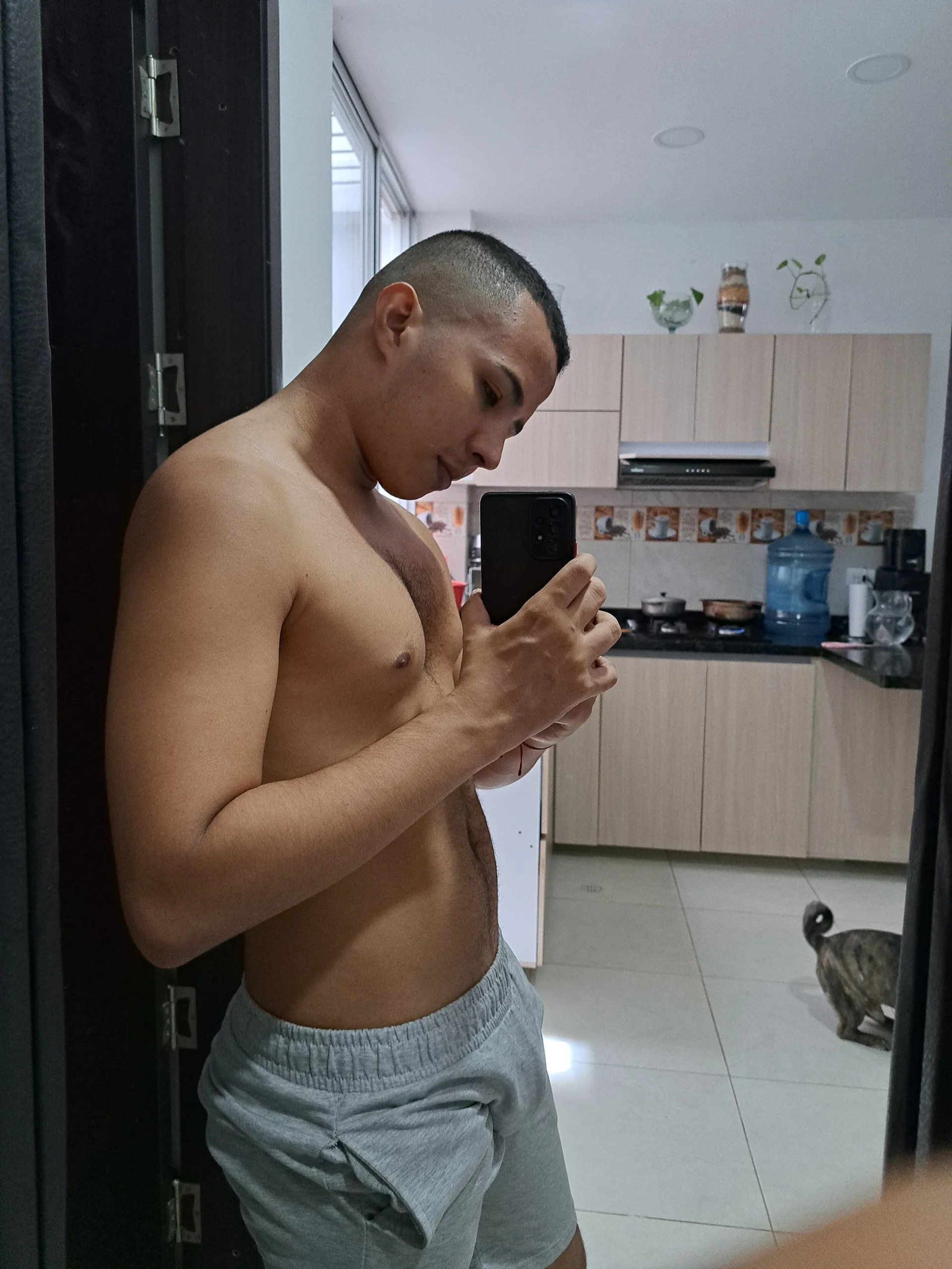 XXX Porn Photo of Nude Donathoo1 19
