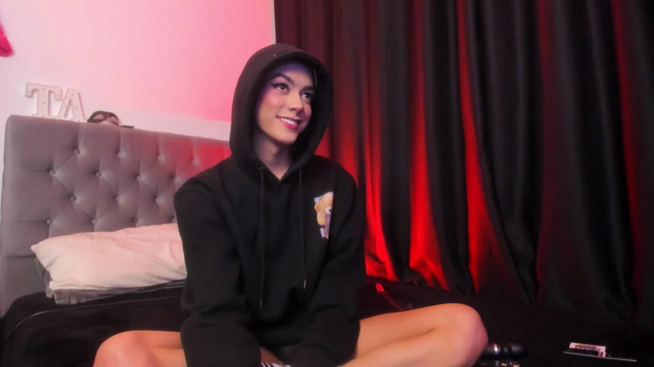 XXX Porn Photo of Nude tay_ler3 21