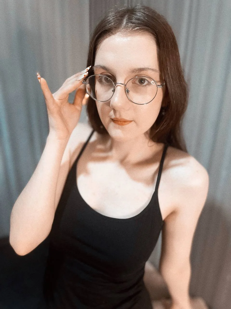 XXX Porn Photo of Nude VixenLight 9