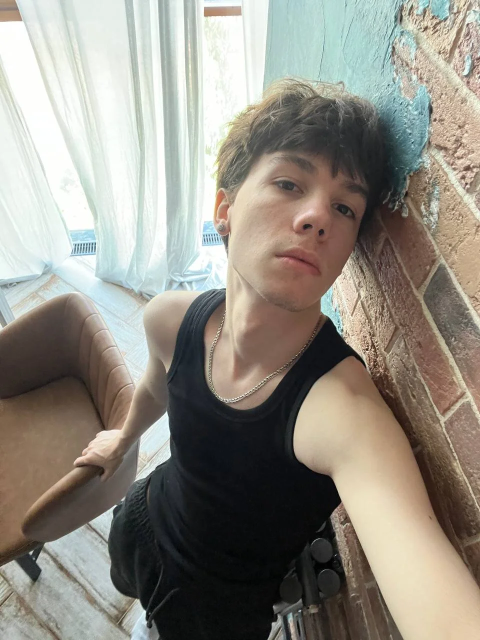 XXX Porn Photo of Nude Jeremy1Scott 9