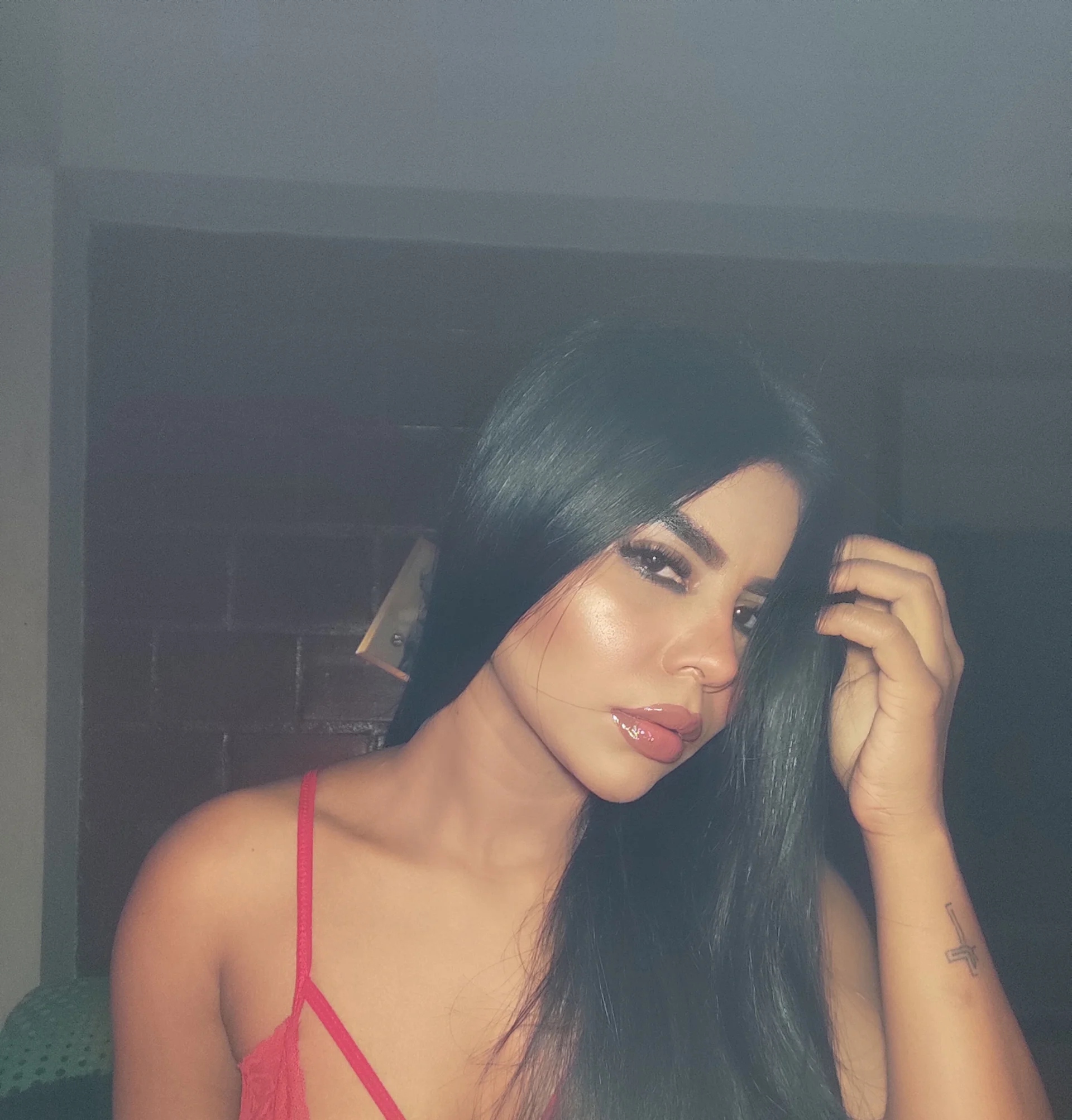 XXX Porn Photo of Nude michelleoliver 5