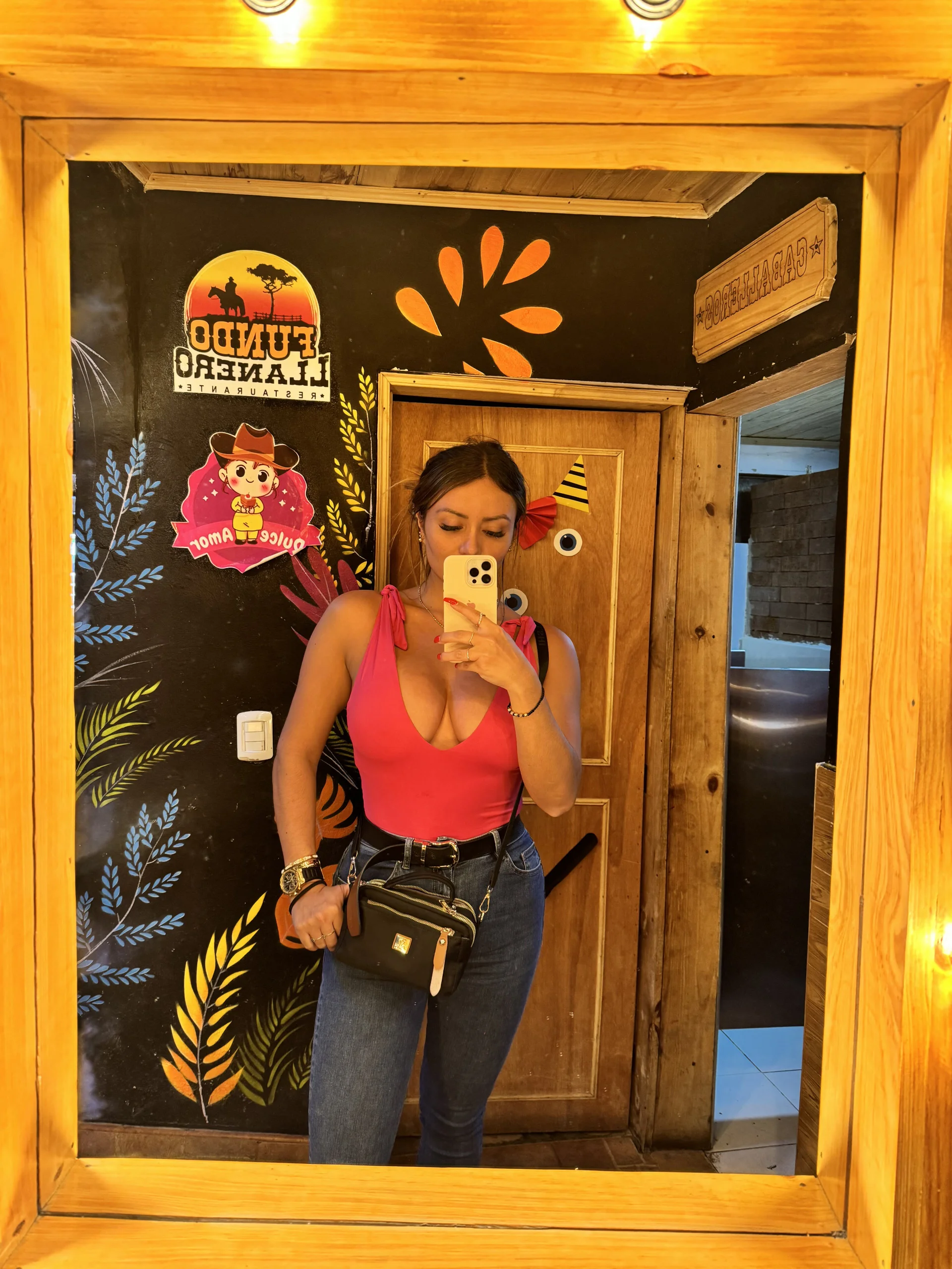 XXX Porn Photo of Nude Miss_ary 105