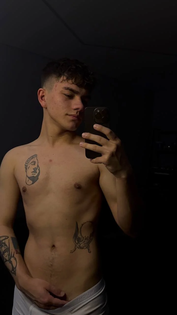 XXX Porn Photo of Nude MaxWoolf 28