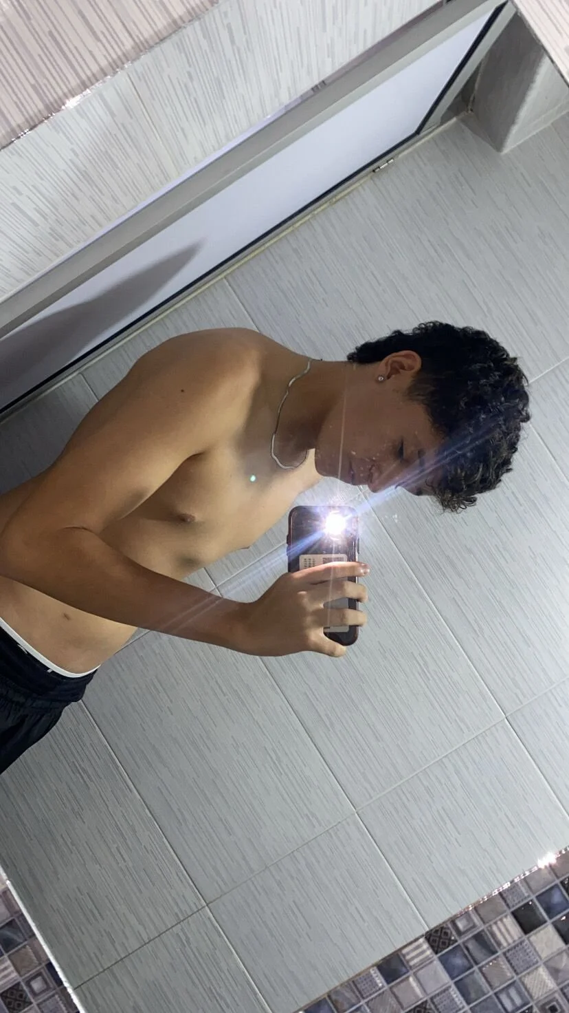 XXX Porn Photo of Nude Luca_Voss 4