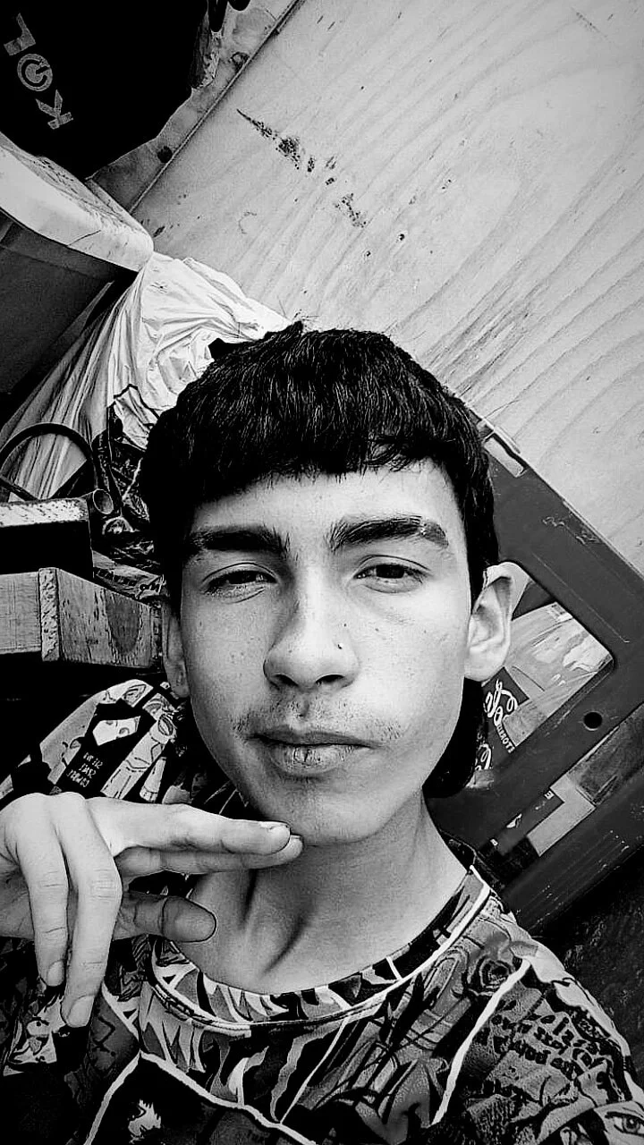 XXX Porn Photo of Nude ttimy_x_boy 12
