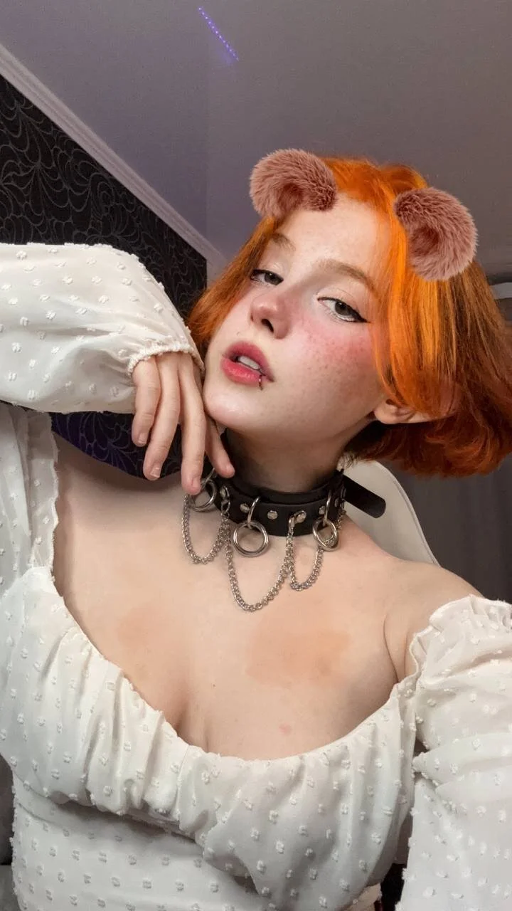 XXX Porn Photo of Nude RuntyStrip2 4