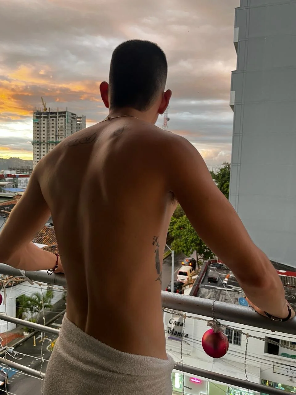 XXX Porn Photo of Nude danielv_95 2