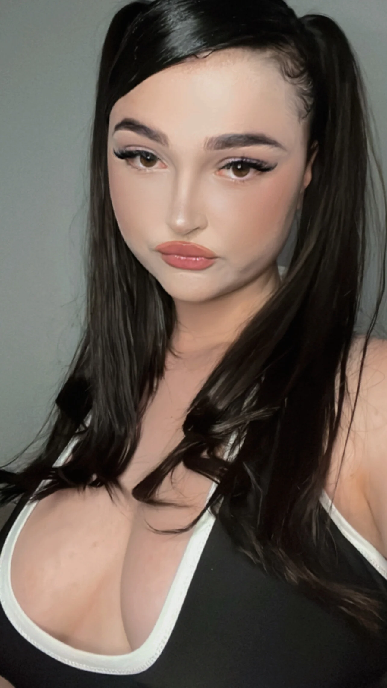 XXX Porn Photo of Nude Teenchunli 18