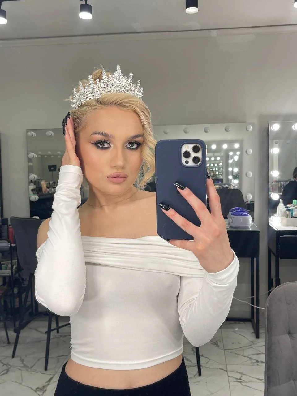 XXX Porn Photo of Nude princess_blonde 7