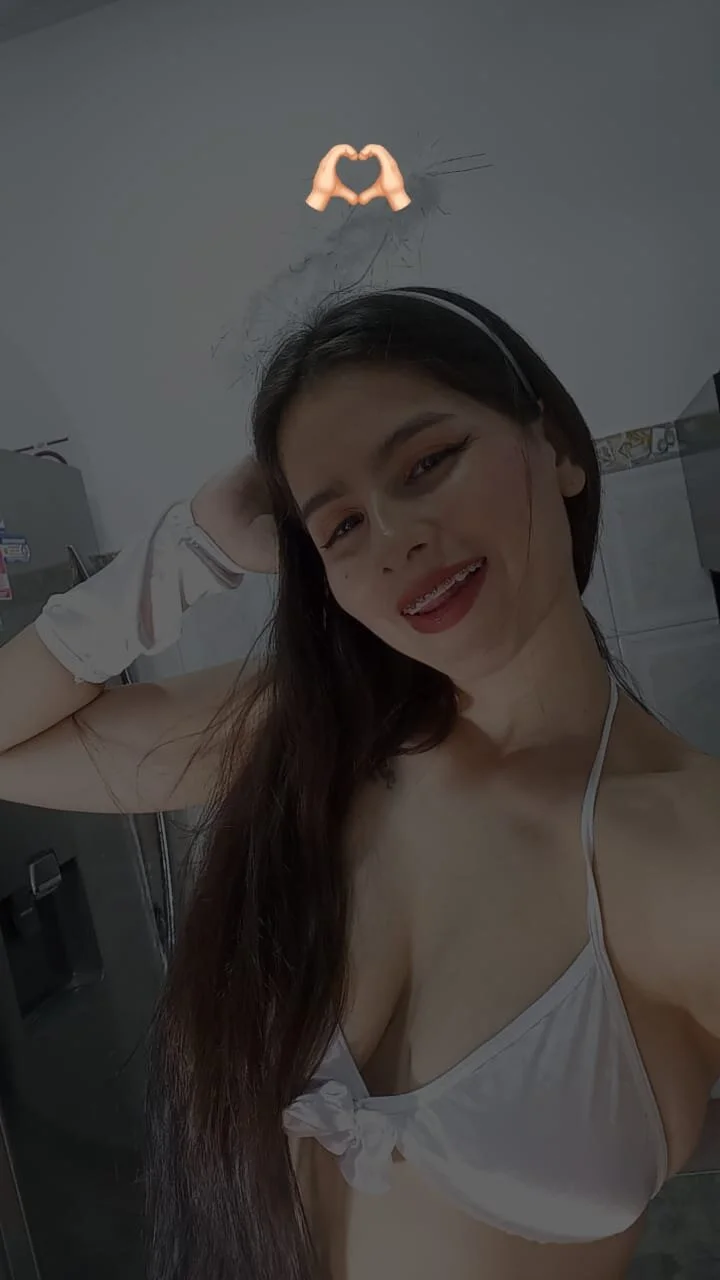 XXX Porn Photo of Nude AnneDixie 18