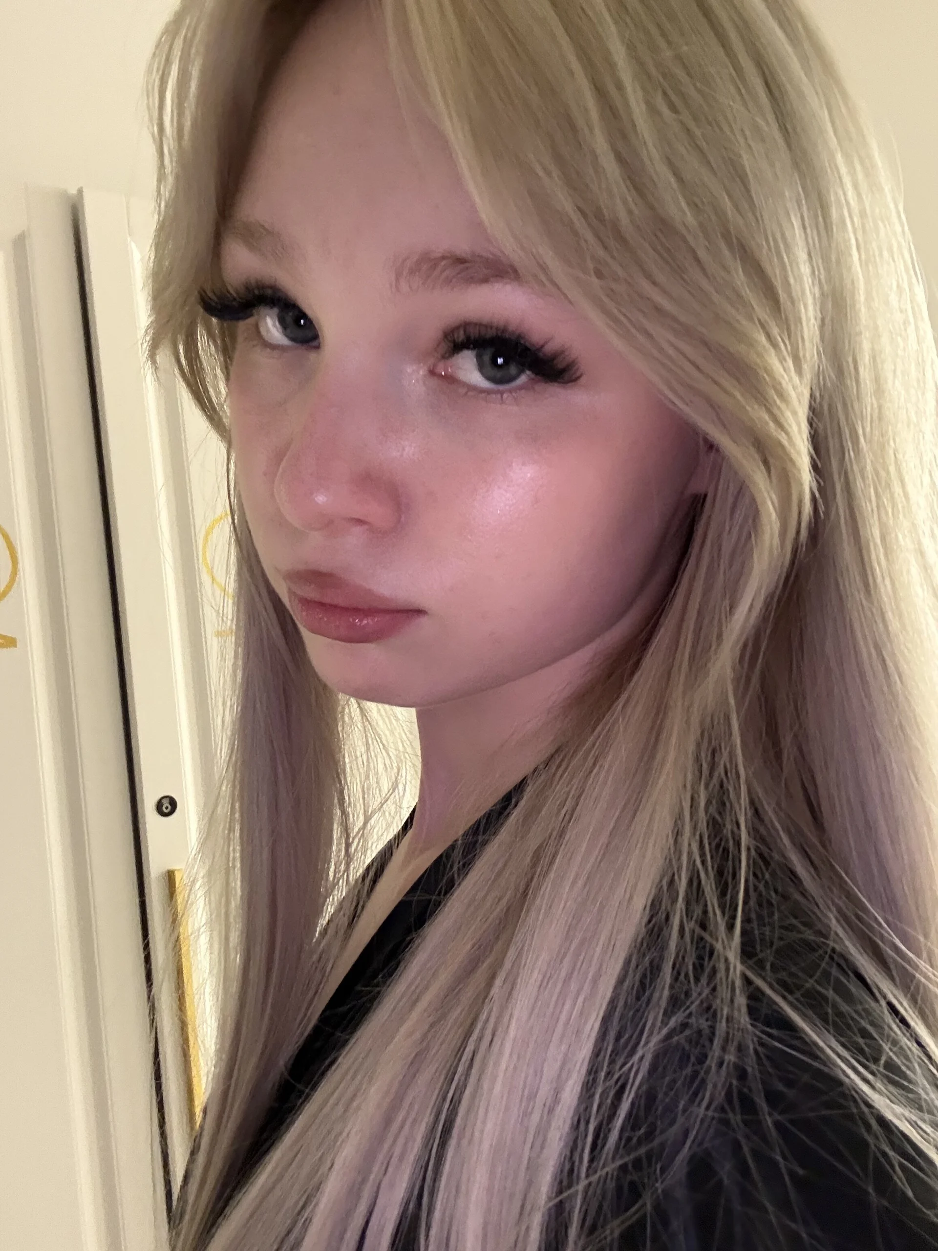 XXX Porn Photo of Nude Shy_Barbie 1