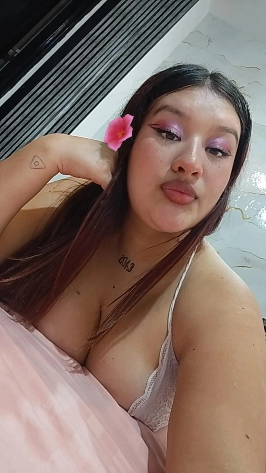 XXX Porn Photo of Nude Charlotte_cloee 2