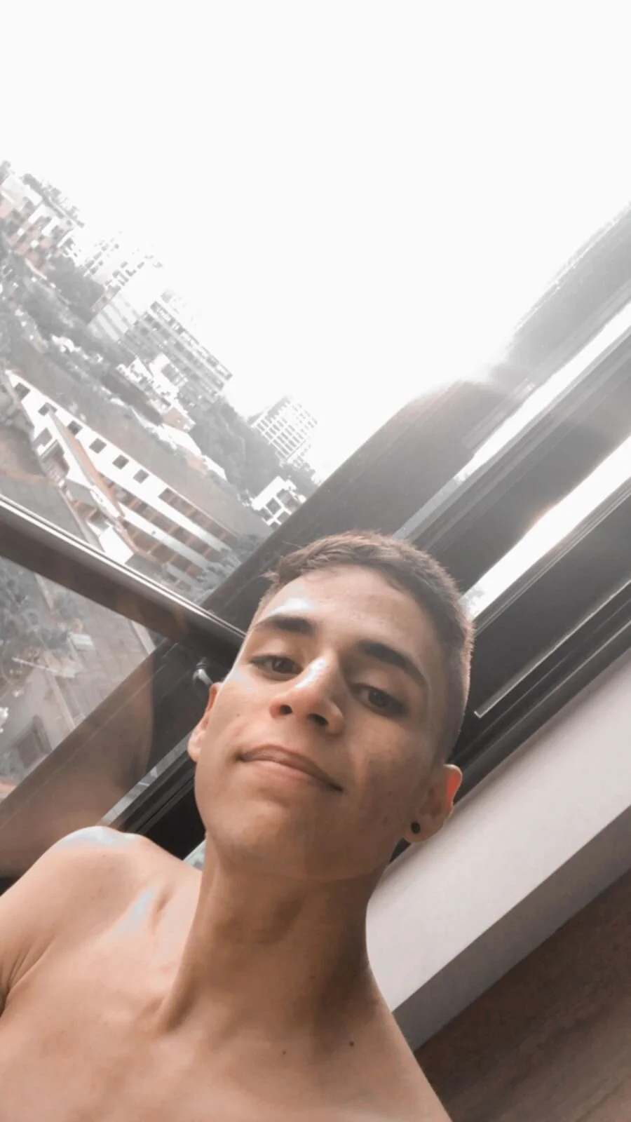 XXX Porn Photo of Nude Max_TheHorseDick 1