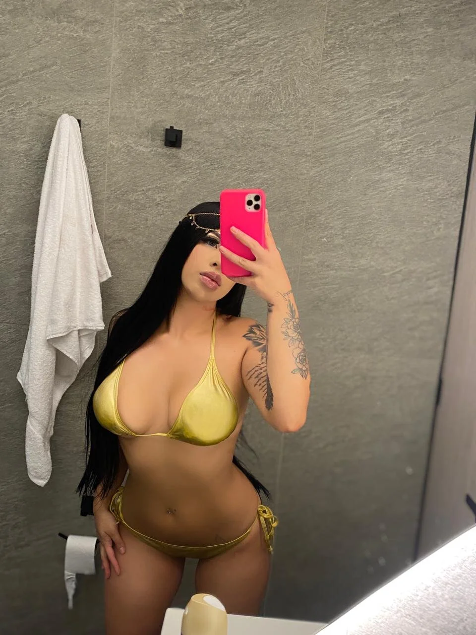 XXX Porn Photo of Nude _selena_fox 2
