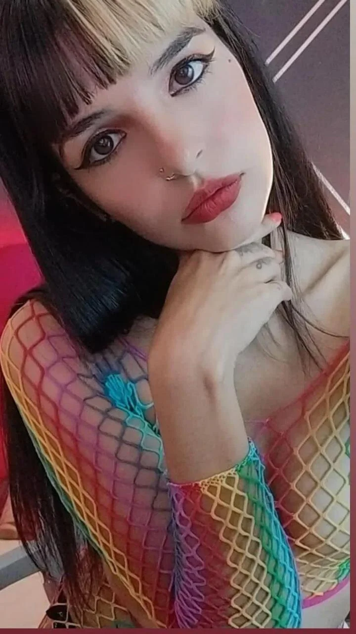 XXX Porn Photo of Nude charllotee_dark 5