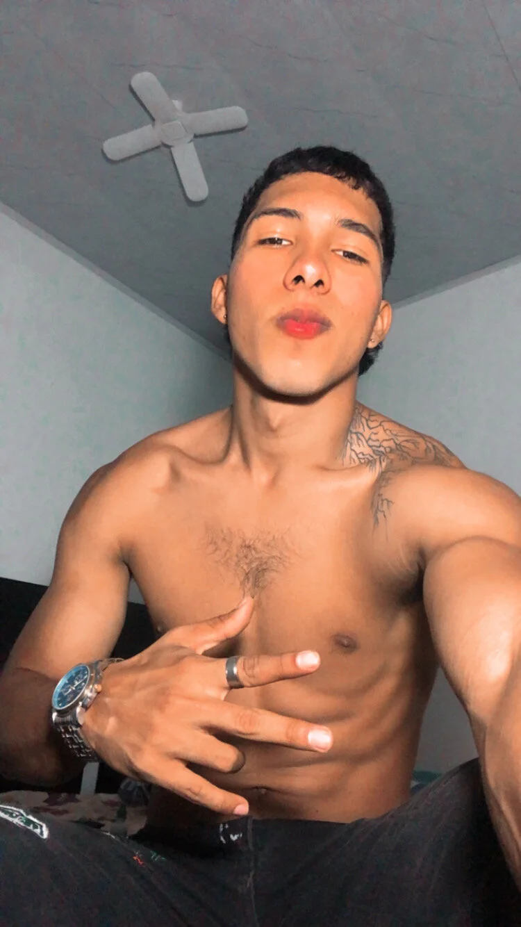 XXX Porn Photo of Nude maximo_vega_newv 12