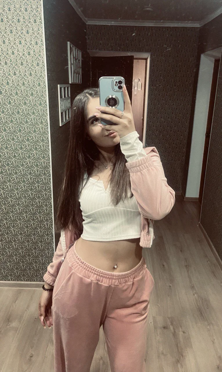XXX Porn Photo of Nude poly_princess 8