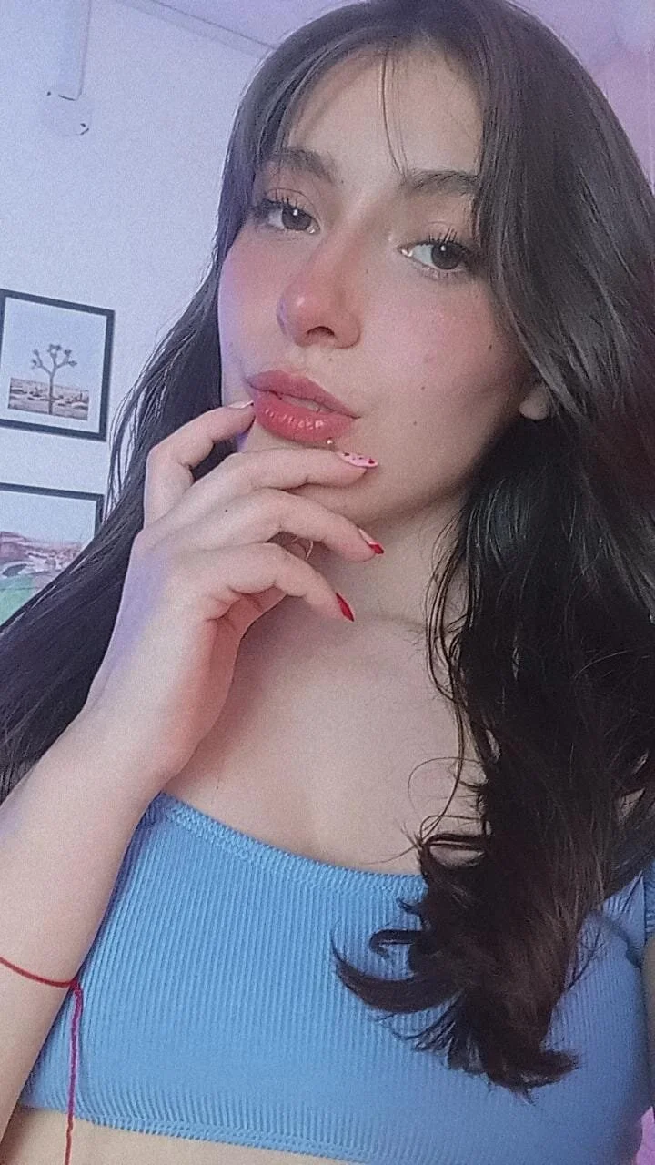 XXX Porn Photo of Nude Kendaall_sweet 16