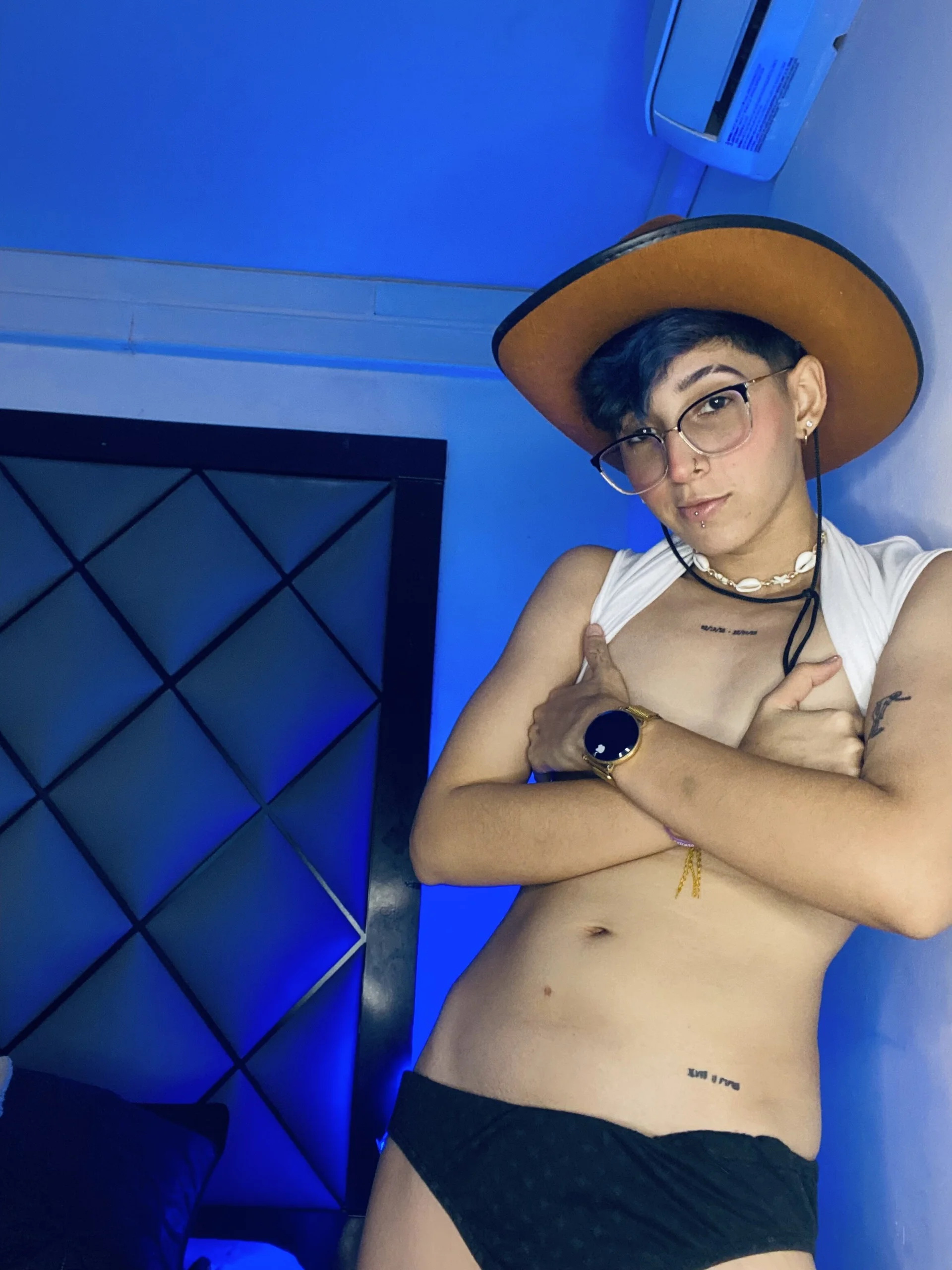 XXX Porn Photo of Nude MIKEFONSE- 10