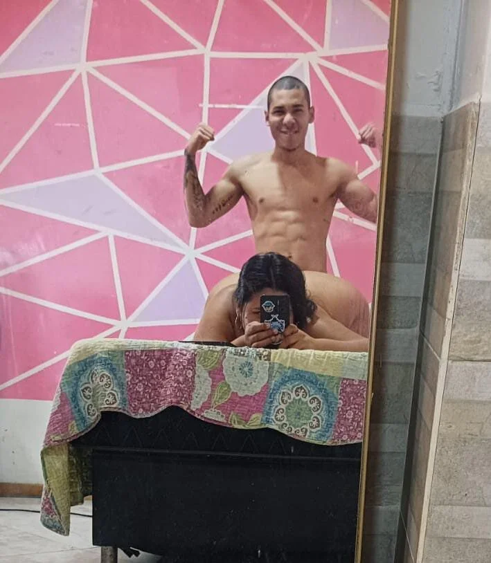 XXX Porn Photo of Nude hera_and_kratos 4