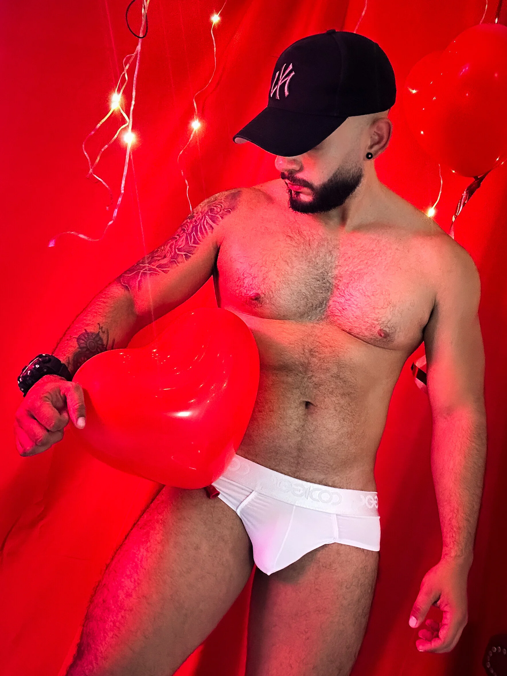 XXX Porn Photo of Nude Mike_savage3 46