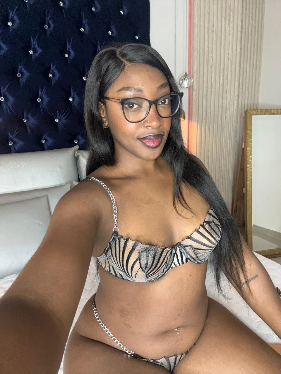 XXX Porn Photo of Nude YallianaBrooks 51