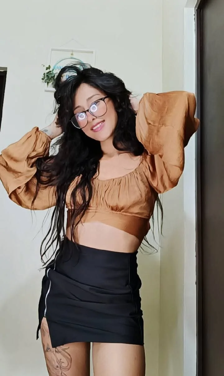 XXX Porn Photo of Nude Petitetease 22