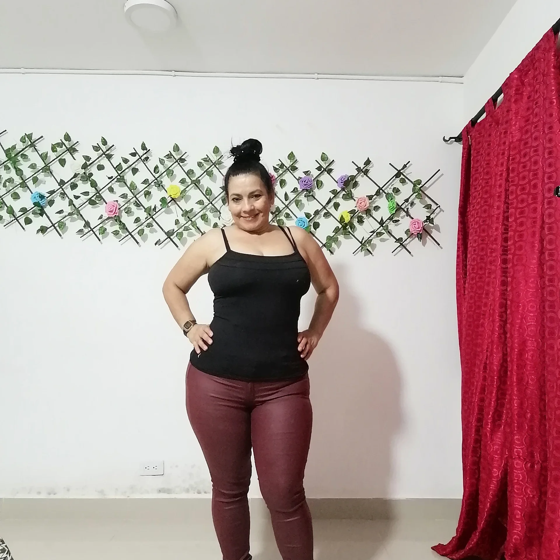 XXX Porn Photo of Nude lindaesmeralda 9