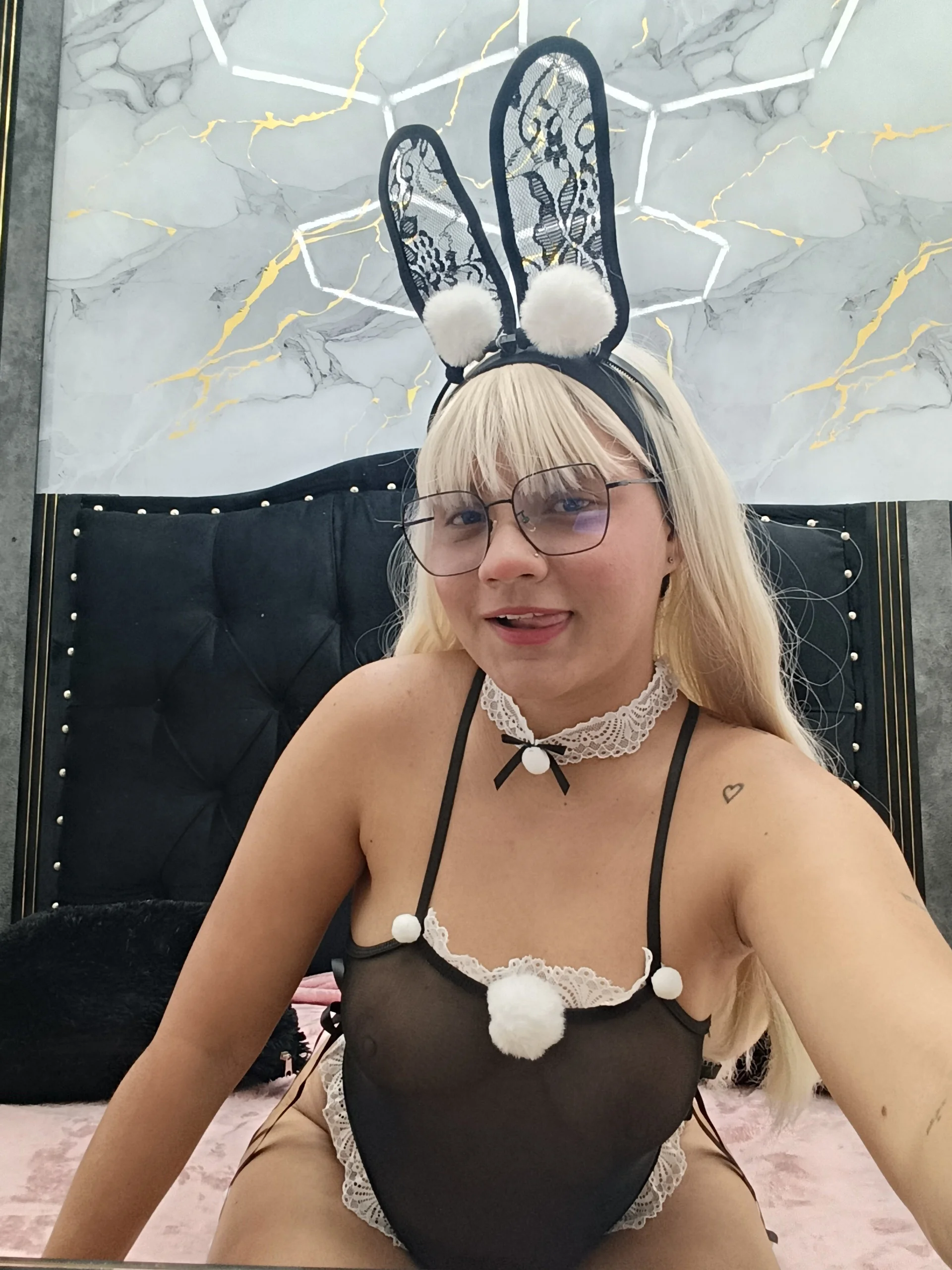 XXX Porn Photo of Nude AuraRios 13