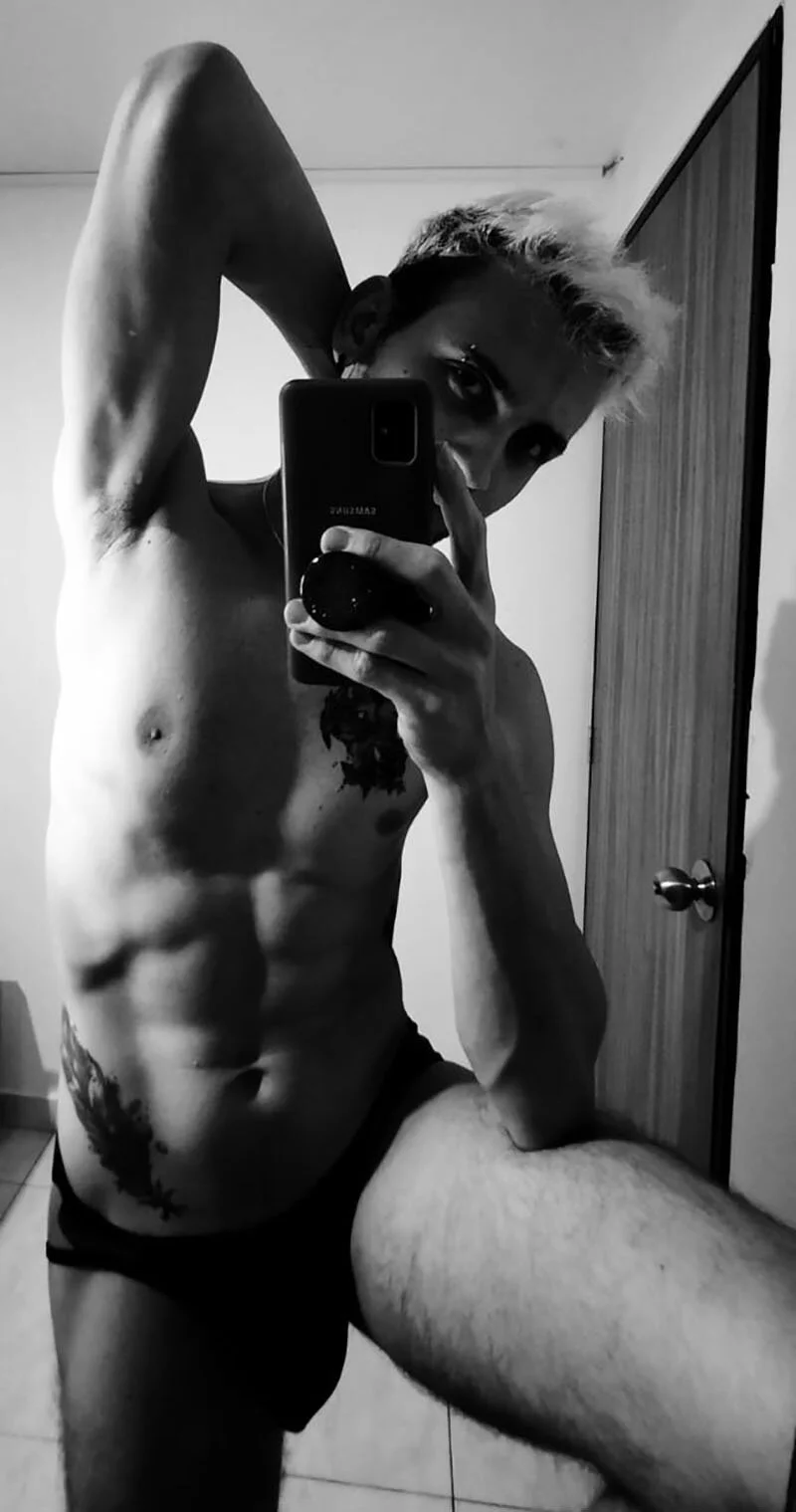 XXX Porn Photo of Nude ChristBocellie 2