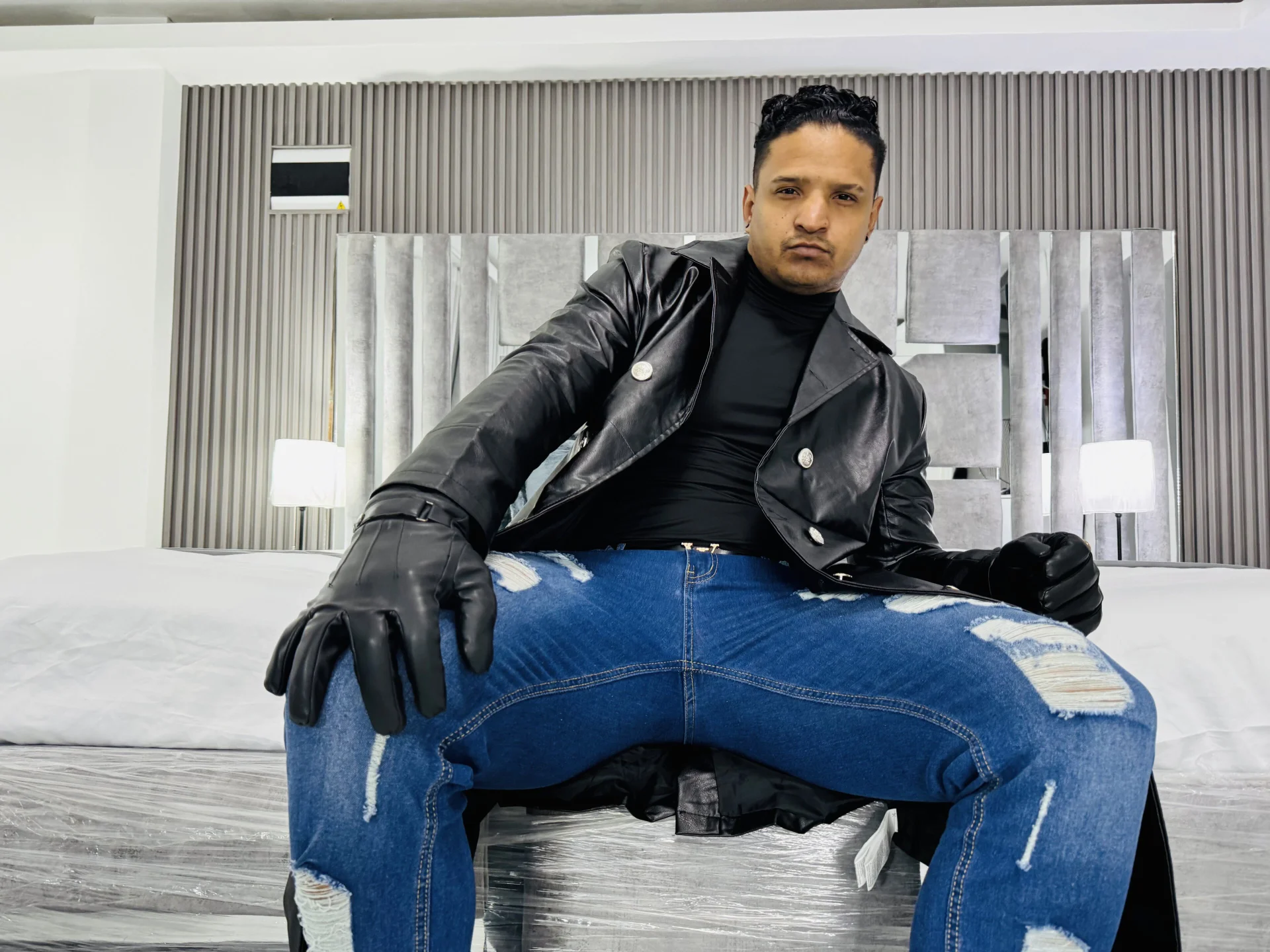 XXX Porn Photo of Nude master_leather 73