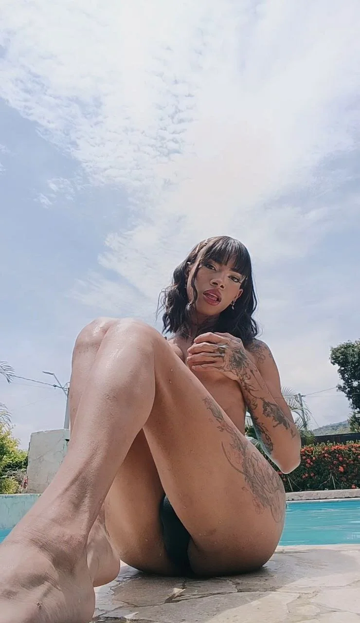 XXX Porn Photo of Nude michell_danna 3