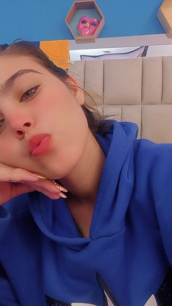 XXX Porn Photo of Nude isabel_09 12