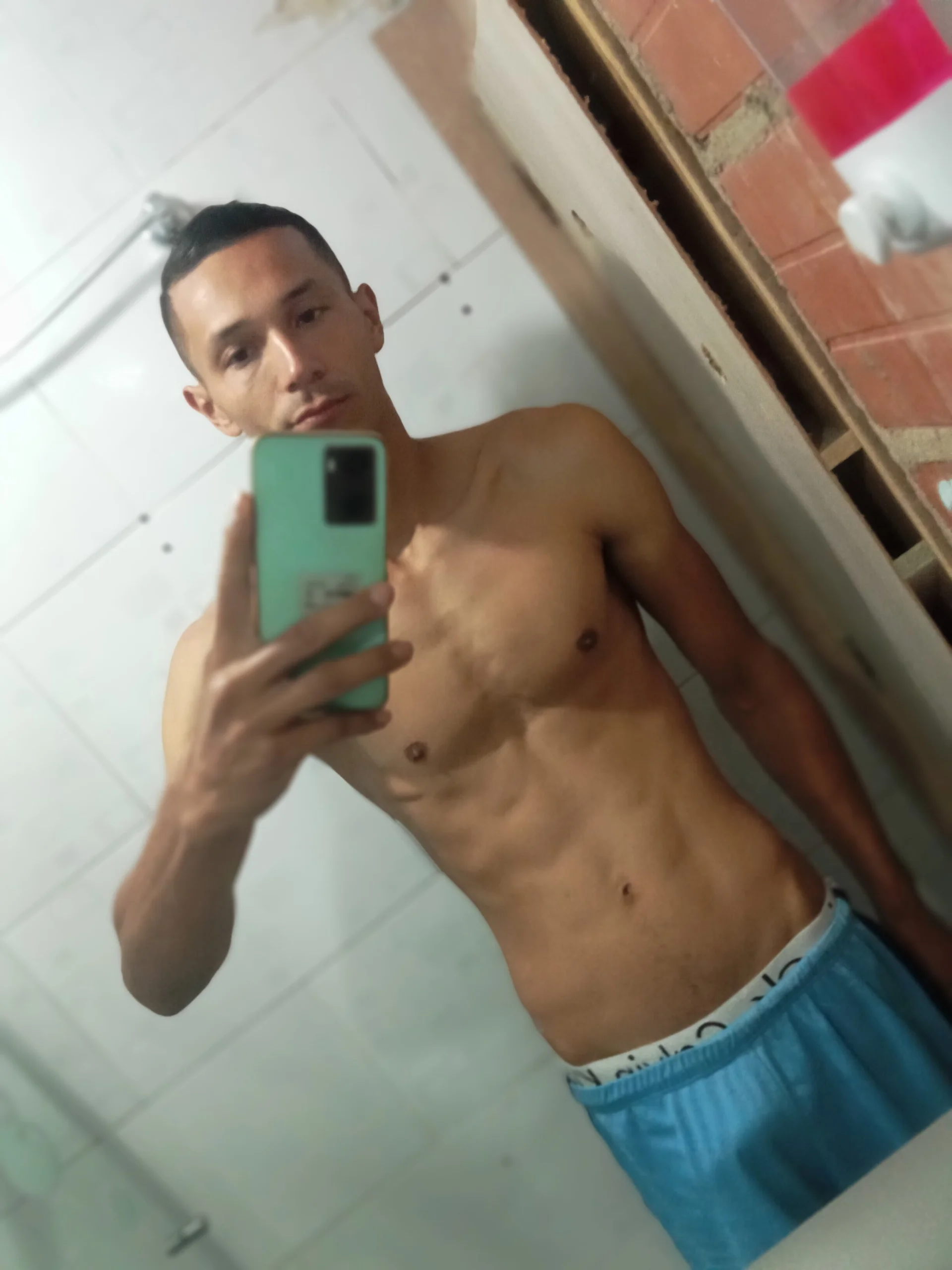 XXX Porn Photo of Nude axloz 2