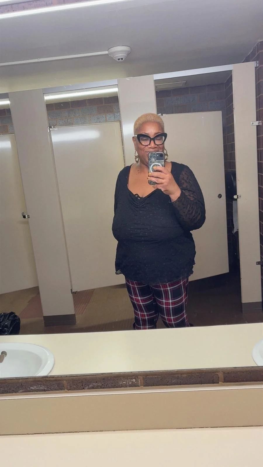 XXX Porn Photo of Nude ElegantGranni 10