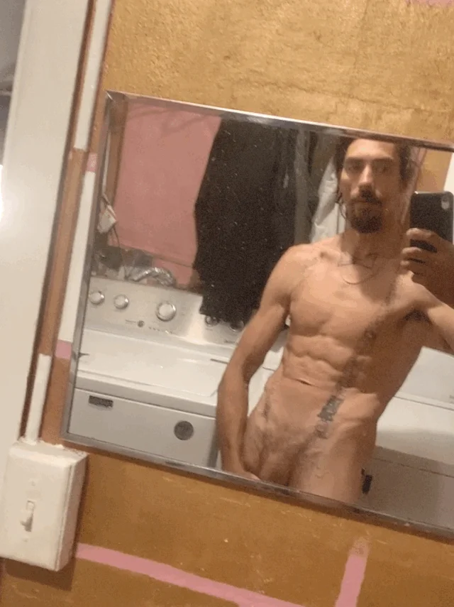 XXX Porn Photo of Nude mikeylong 1