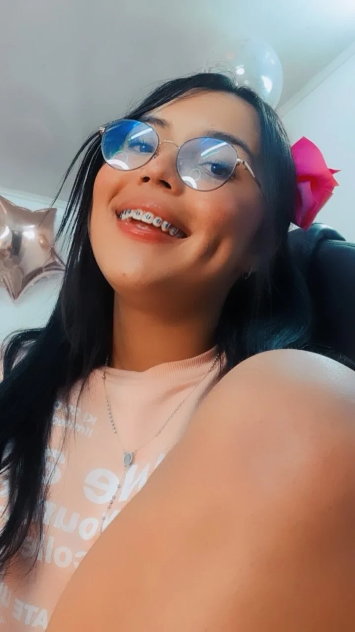 XXX Porn Photo of Nude hollyprincess_2 22