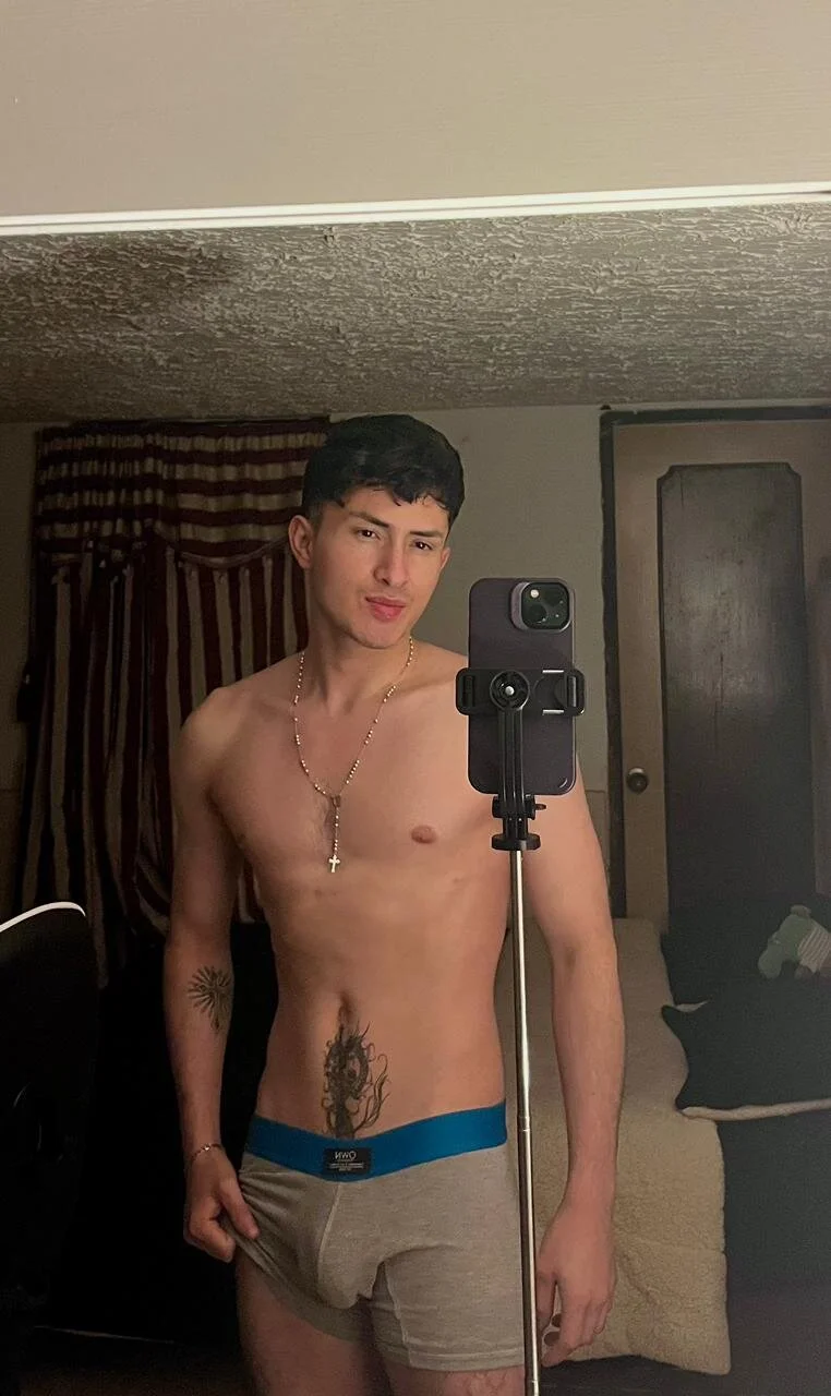 XXX Porn Photo of Nude santyago_taylor 19